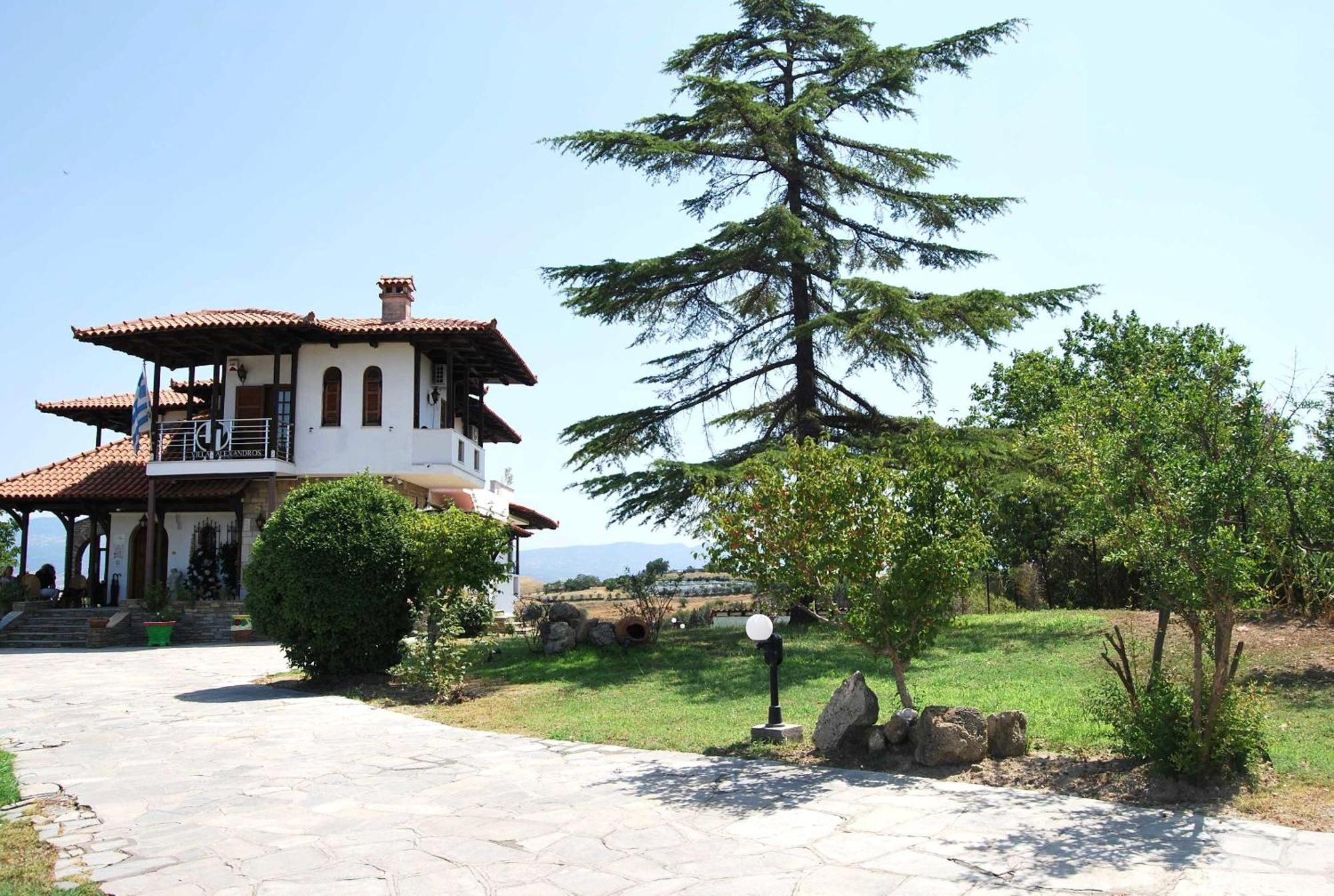 Archontiko Alexandros Luxury Suites Kardiá Exterior photo